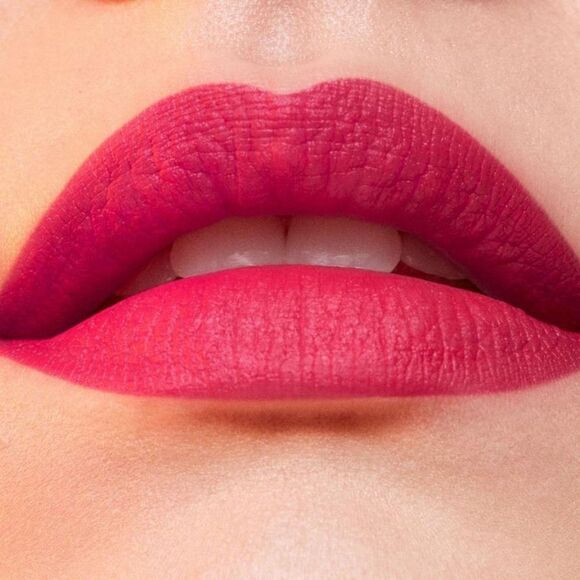 New Estée LauderPure Color Whipped Matte Lip Color with Moringa Butter - 925 - Picture 5 of 5